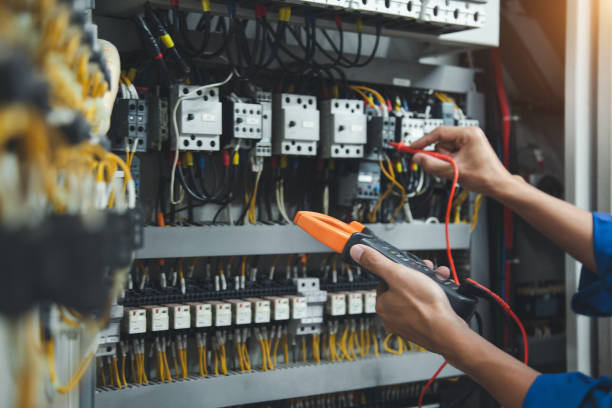 Best Circuit Breaker Repair  in Evart, MI
